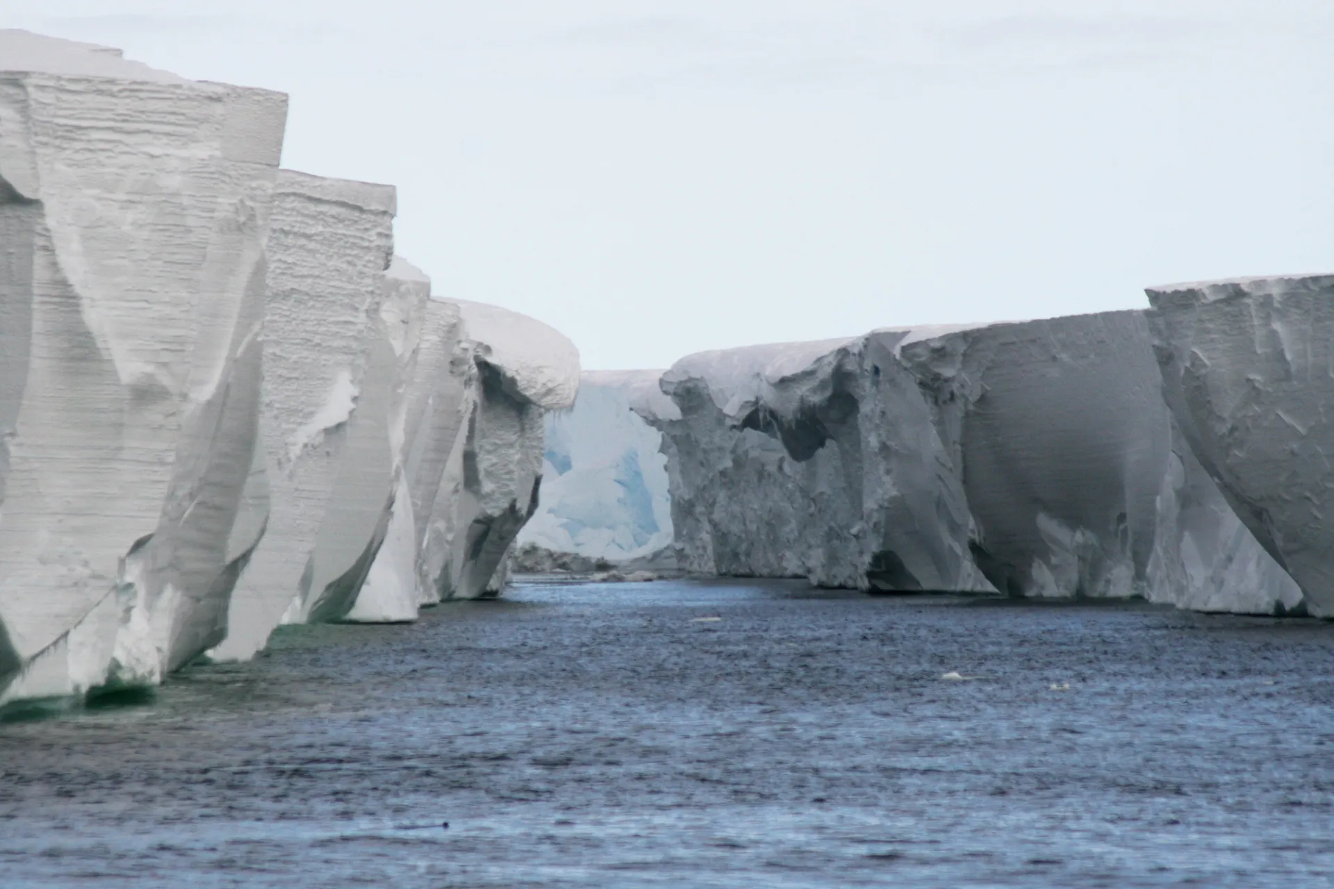 antarctic ice mapping project will fly for the last time in october