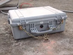 3BoxChain 303x227.jpg