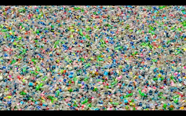 plastic2 JuanPabloCalderon 637x398.png