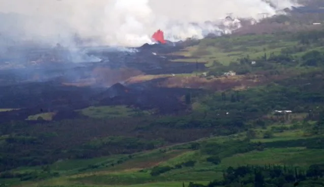 lava fountain kilauea