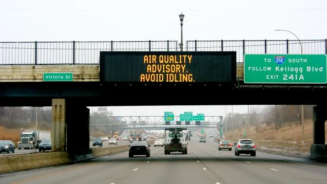 air quality alerts on a highway