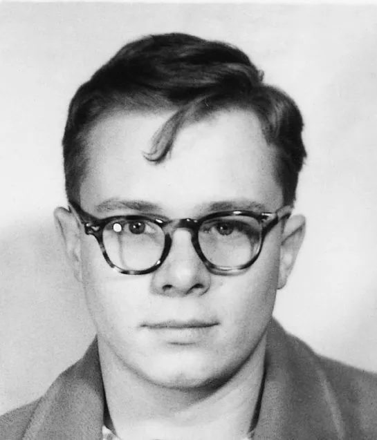 young broecker 545x637.jpg