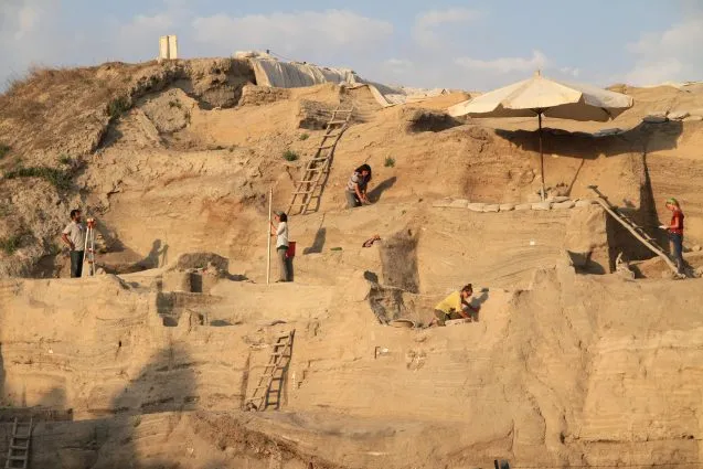 archaeological site field work