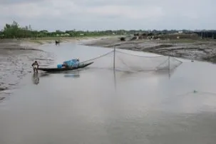 4.2netsonriver 303x202.jpg