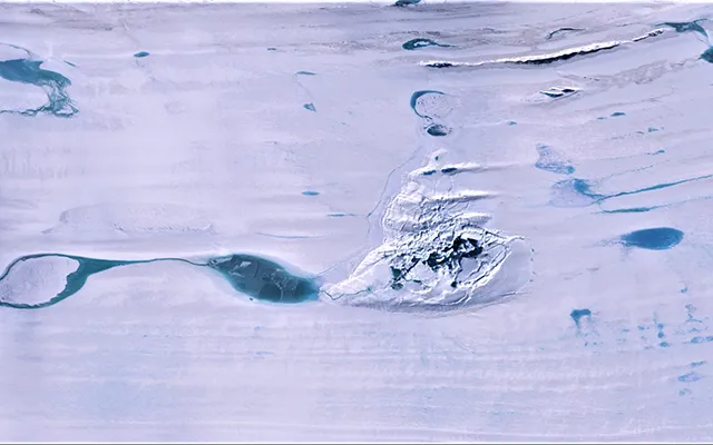 scientists track sudden disappearance of an antarctic ice shelf lake
