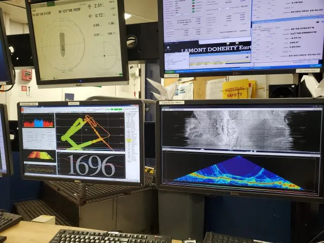 monitors for multibeam echo sounder