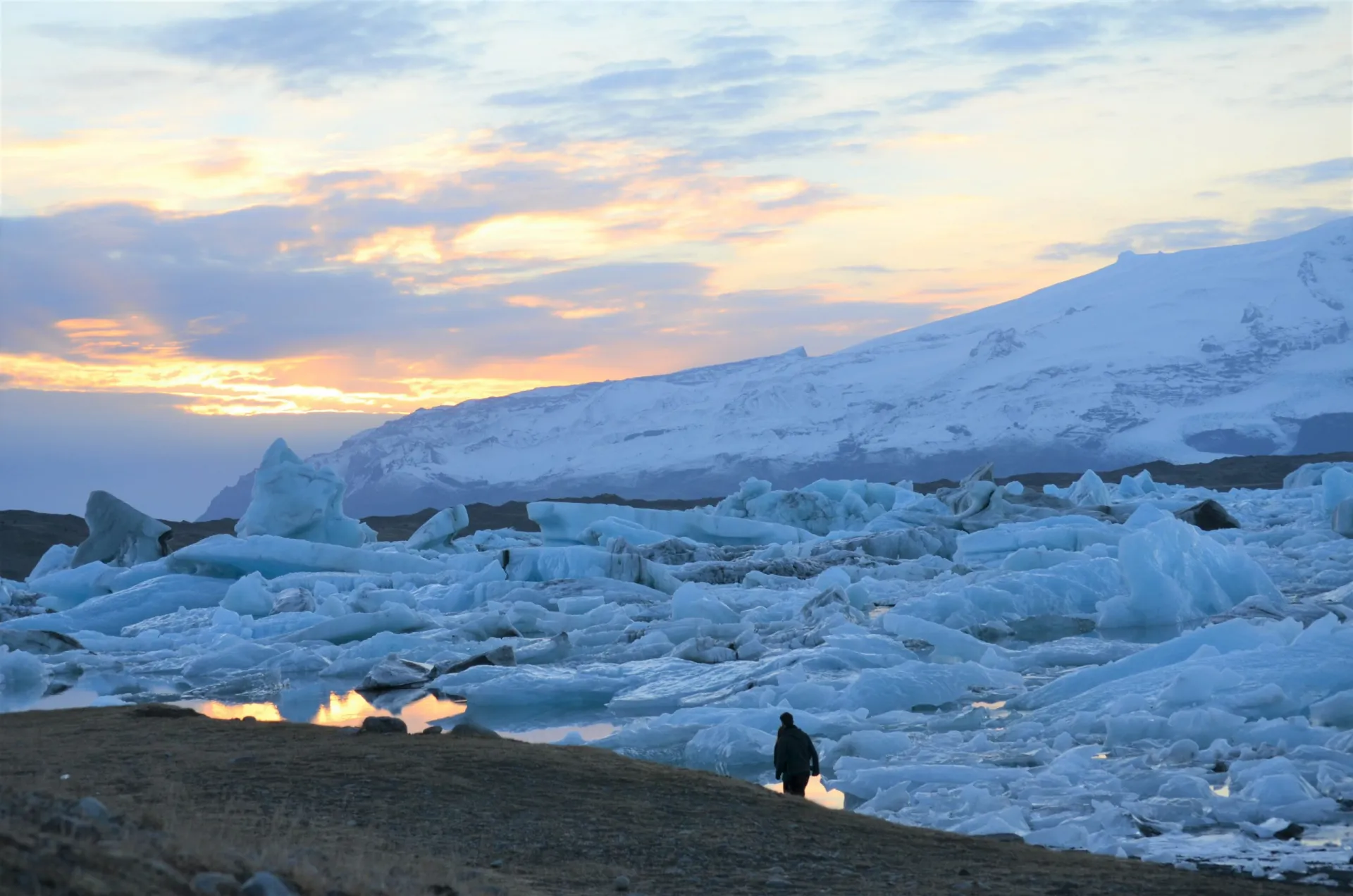 why did glacial cycles intensify a million years ago