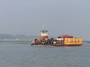 3.2ferry 303x227.jpeg