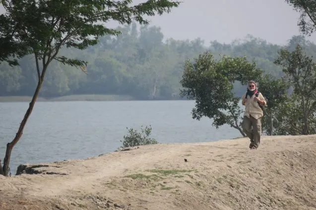 4.15ChrisWalking 637x425.jpeg