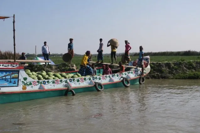 3.watermelonboat 637x425.jpeg